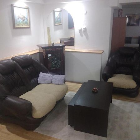 Goksi Apartment Subotica Buitenkant foto